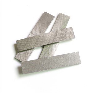 Nam châm thu âm đàn guitar